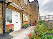 Old Church Road, London, 1 Bedroom Flat
