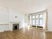 Old Court House, London, 4 Bedroom Apartment