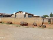 old four room house for sale