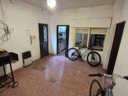 Olegario Andrade al 100 bis Casa de pasillo 4...
