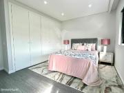 Olho apartamento com 3 quartos / 3 bedrooms apartment
