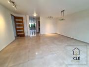 Olivo. Col. Florida. 340m2, en perfectas condiciones,...