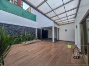 Olivo. Col. Florida. 340m2, en perfectas condiciones,...