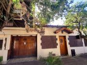 Olivos A 2 cuadras de Av. Maipú Casa en Planta Baja con...