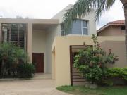 OLIVOS ALQUILO CASA DE LUJO