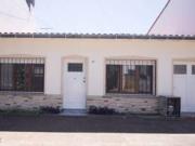 Olivos en alquiler, muy lindo chalet de 3 amb. Living...