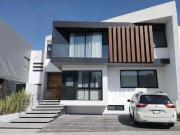 Olivos Residencial, Increible Residencia