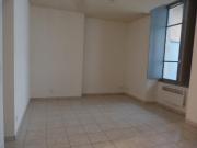 Oloron Sainte Marie Appartement F3 avec petite cour et...