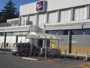 Oltre 3 vetrine in vendita a Rimini