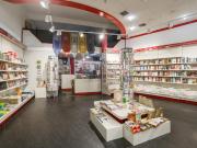 Oltre 3 vetrine in vendita a Torino