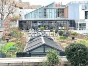 OLYMPIADES STUDIO 28 m2 ENSOLEILLE AVEC GRAND BALCON VUE...