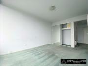 On 20th High Floor Sensational One Bedroom Apartment...