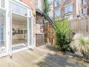 On a sought after Road in Muswell Hill a stunning 2...