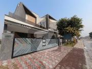 On Excellent Location 1 Kanal House For Sale In Bahria...