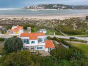 Onde a Lagoa abraça o Atlântico: um refúgio Pés na Água....