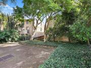 One bed garden haven in premier city fringe location