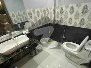 One bed luxury furnished apartment available for rent in...