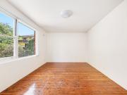 One Bedroom Apartment in Convenient Location