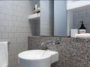 One bedroom apartment in Erskineville offers fridges,...