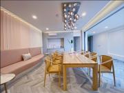 One bedroom apartment in great location