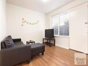 ONE BEDROOM APARTMENT IN GREAT LOCATION!