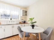 One Bedroom apartment in Great Location!