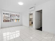 ONE BEDROOM APARTMENT IN SOUGHT AFTER RICHMOND!