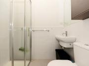 One bedroom apartment in the heart of Melbourne