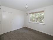 One Bedroom apartment located in the heart of Glen Iris