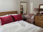 One Bedroom Apartment Student or Student Couple
