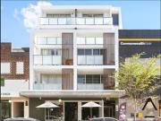 One bedroom apartment with a large flexible floorplan!