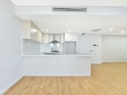 One Bedroom Apartment with a study area in the Heart of...