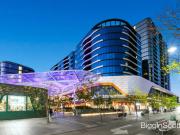 ONE BEDROOM APARTMENT WITH CITY VIEWS IN SKY GARDEN