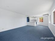 One Bedroom Apartment With Derwent River Views