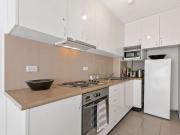 One bedroom apartment with Rushcutters Bay views