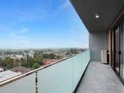 One bedroom available in Burwood