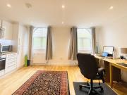 One bedroom Flat City Road