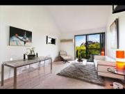 One bedroom loft style apartment in a Great Location!