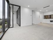 One Bedroom on the 14th Floor with Fabulous Views