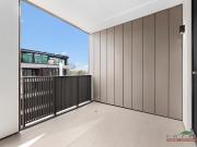 One Bedroom Plus Study Apartment in Sydney Pak Village