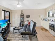 One Bedroom Unit with Carspace