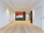 One double bedroom in Canning Town