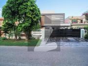 One Kanal 20 Marla Slightly Used House Near H Park...