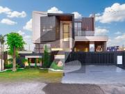 One Kanal Beautiful Modern Luxurious Royal Place...