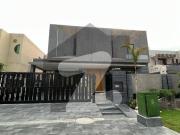 One kanal beautifull house avaliable for rent in dha... One kanal beautifull house avaliable for rent in dha...