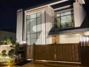 One Kanal Brand New Luxury Ultra Modern Design Most...