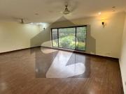 One Kanal Commercial House For Rent Garden Town