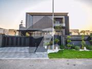 One Kanal Modern Design fully furnished Bungalow... One Kanal Modern Design fully furnished Bungalow...