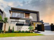 One Kanal Modern Luxury Bungalow Offering Comfort and Style