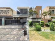 One Kanal Modern Style New Bungalow Near Big Park And...